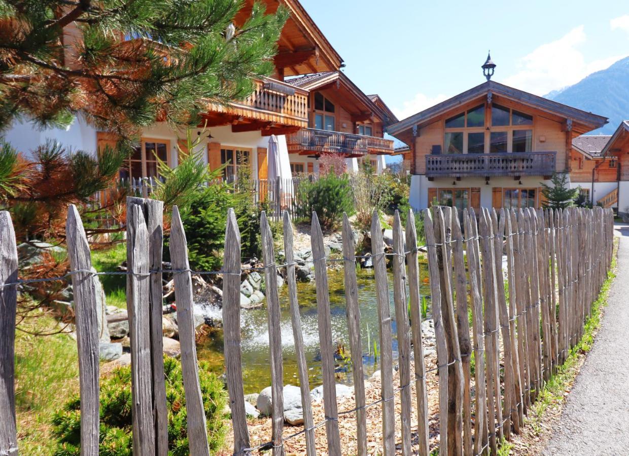 Chaletdorf Am Sonnenhang Neukirchen am Großvenediger Exterior photo