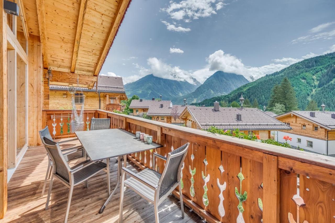 Chaletdorf Am Sonnenhang Neukirchen am Großvenediger Exterior photo