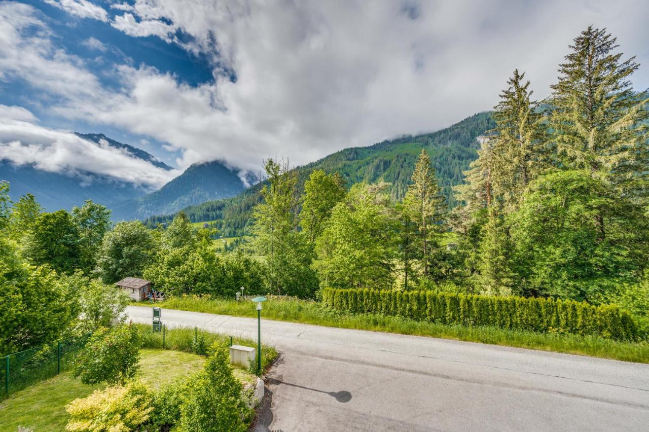 Chaletdorf Am Sonnenhang Neukirchen am Großvenediger Exterior photo