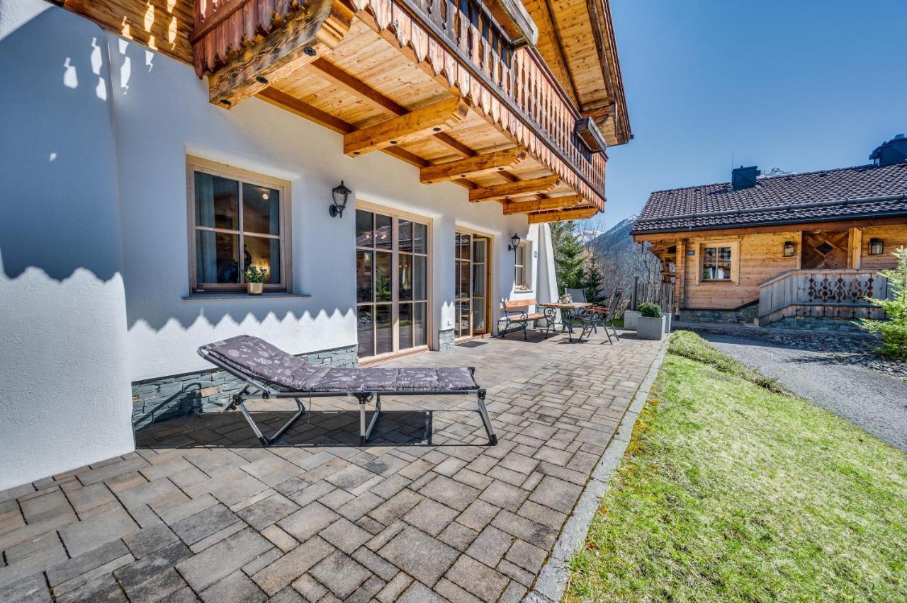 Chaletdorf Am Sonnenhang Neukirchen am Großvenediger Exterior photo