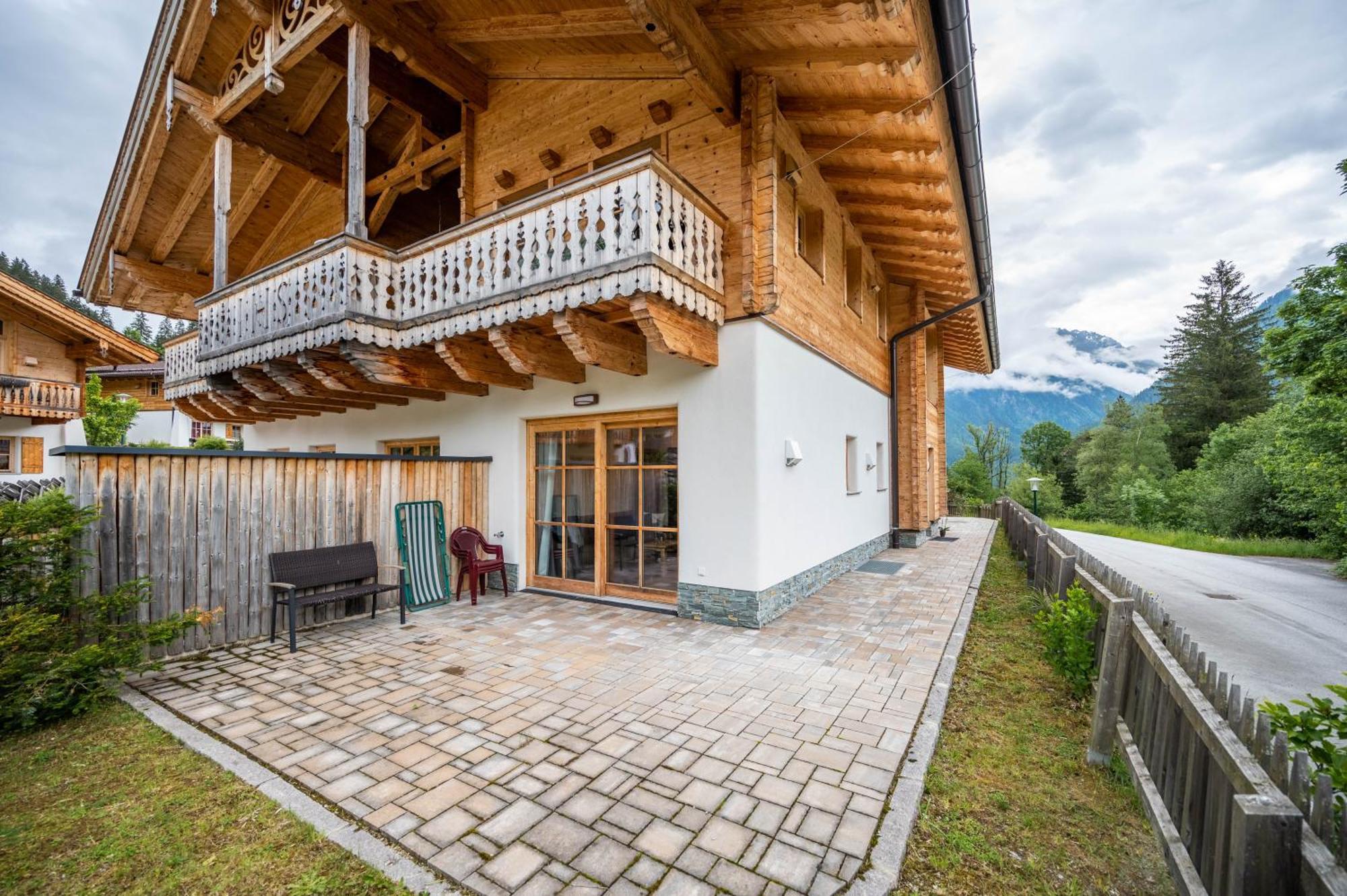 Chaletdorf Am Sonnenhang Neukirchen am Großvenediger Room photo
